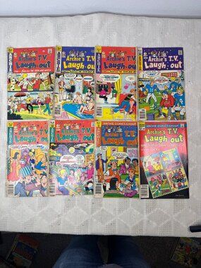 Archies Lot Of 8 TV Laugh Out Comic 3 Staring Sabrina The Teenage Witch Vintage